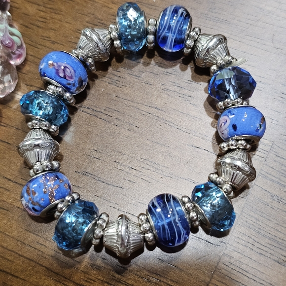 Glass Bead Bracelet Set of Four Bracelets - Picture 8 of 14